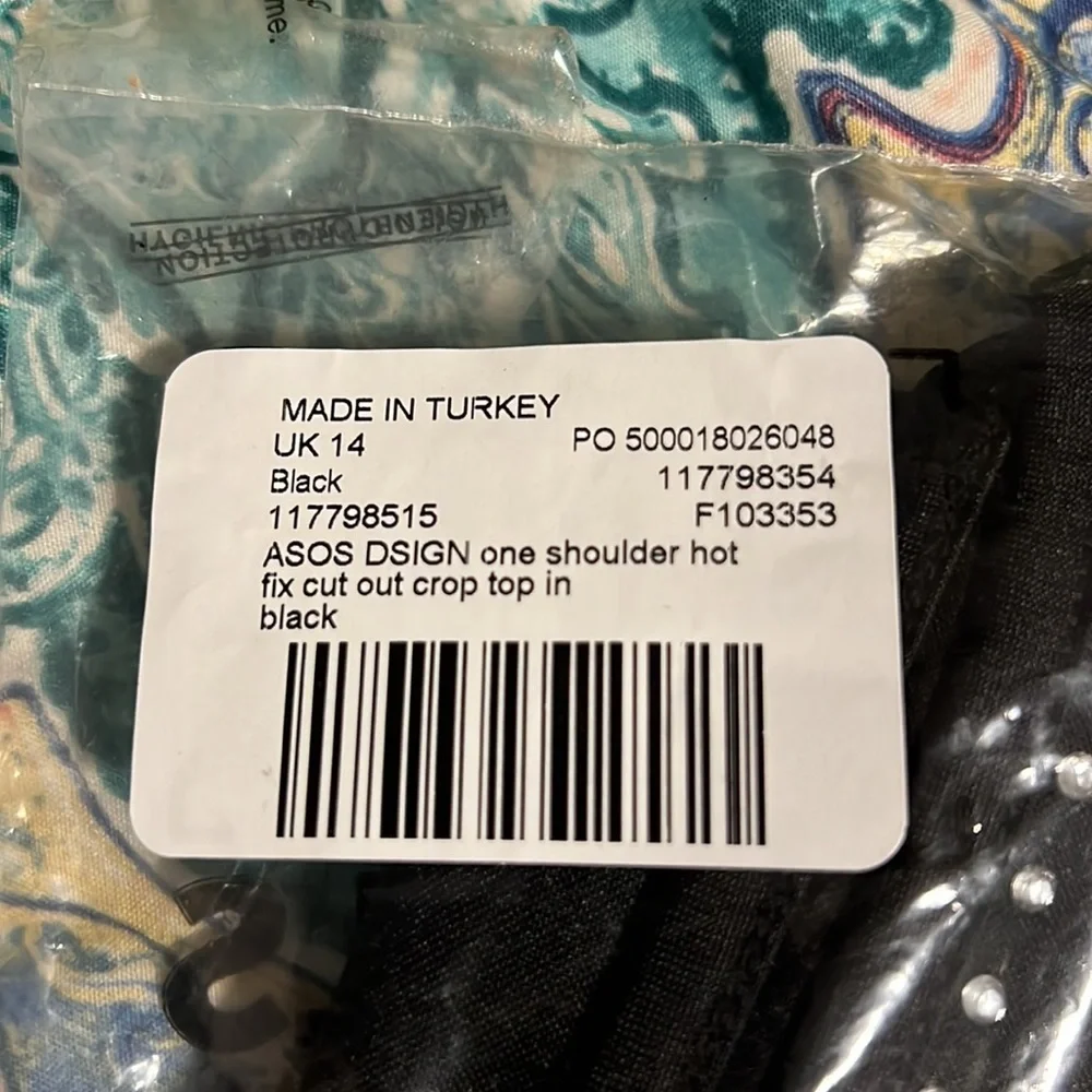 One Shoulder/ Cut Out Top - Picture 3 of 3